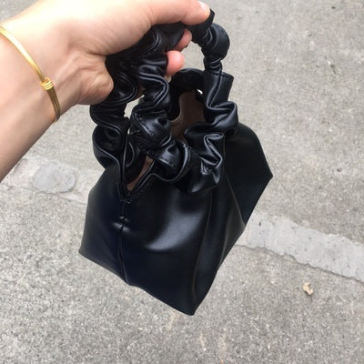 Ring hand bag