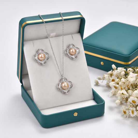 Peach pearl baguette clover flower necklace and earrings
