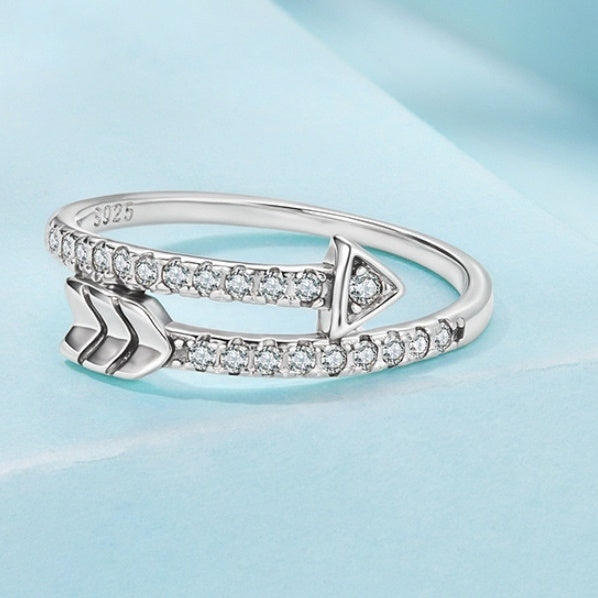 Silver arrow zircon ring - Fashionoto