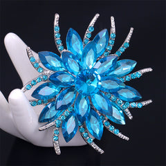 Fashion Vintage Collar Flower Crystal Brooch