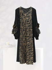 High-grade Bronzing Plate Flower V-neck Temperament Mid-length Pleated Dress