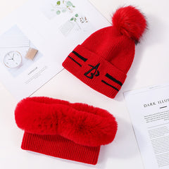 Two-piece hat and scarf