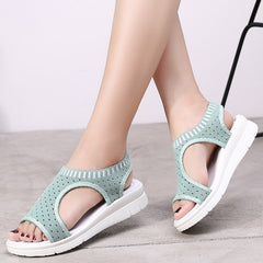 Sporty casual flat sandals