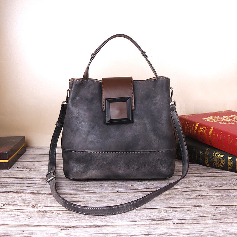 Women's retro handmade leather bag - view 5