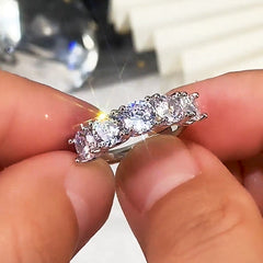 Round Zircon Diamond Ring