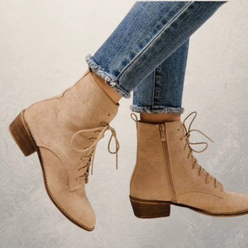Flat lace up boots
