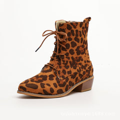 Flat lace up boots