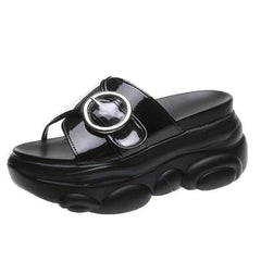 Women's sandals and slippers