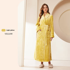 Extended Autumn And Winter Coral Fleece Bathrobe