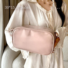 Large Capacity Portable Cosmetic Bag Women