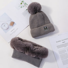 Two-piece hat and scarf