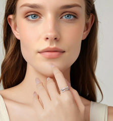 Silver arrow zircon ring - view 5
