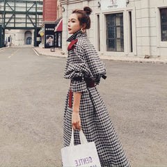 Loose And Thin Temperament Long Coat