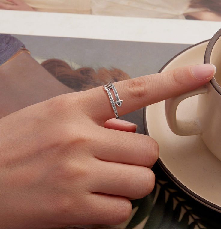 Silver arrow zircon ring - view 4