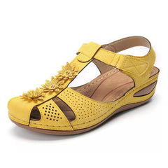 Toe cap sandals