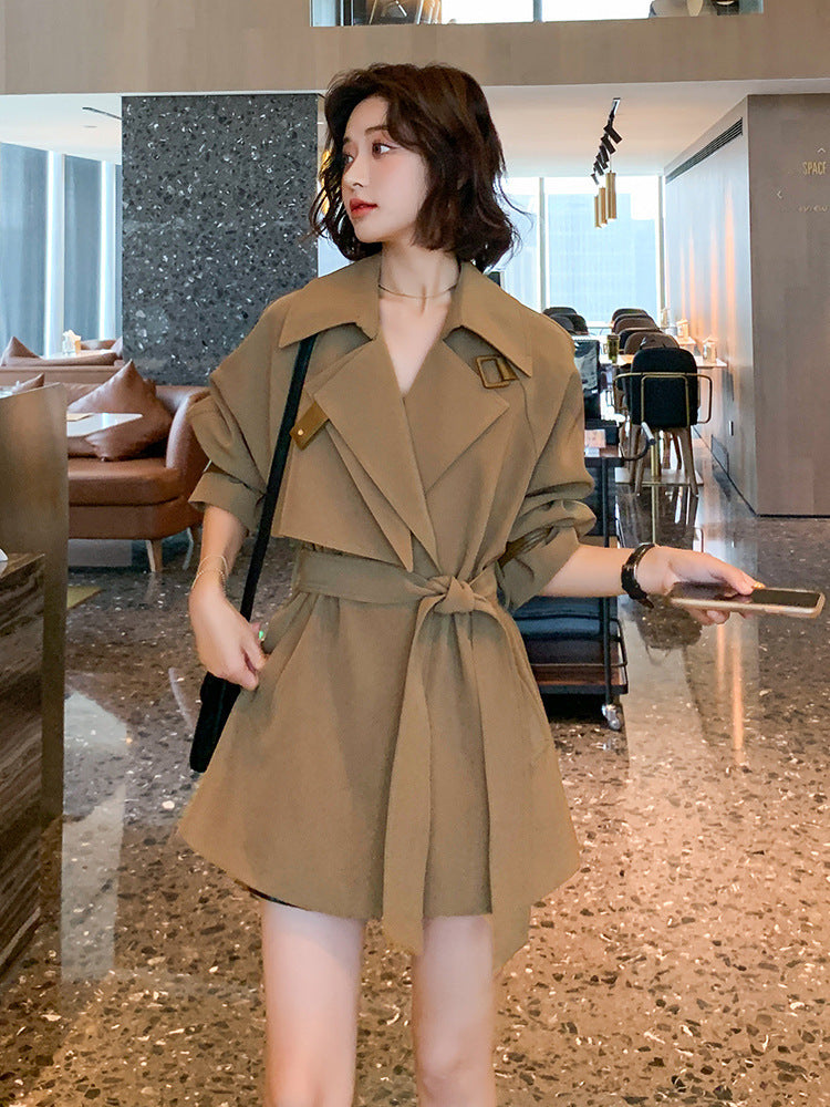 Women's Short Khaki Waist Trimming Trench Coat Draping