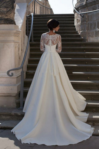 V-neck Wedding Dress New European Style Simple Trailing Tail