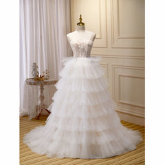 Beautiful Girl Suspender Wedding Dress With Elegant Train