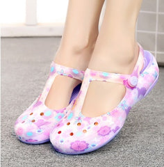 New sandals, women's shoes, Summer hole shoes