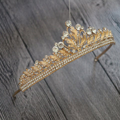 Lady's Crown Wedding Dress With Accessories