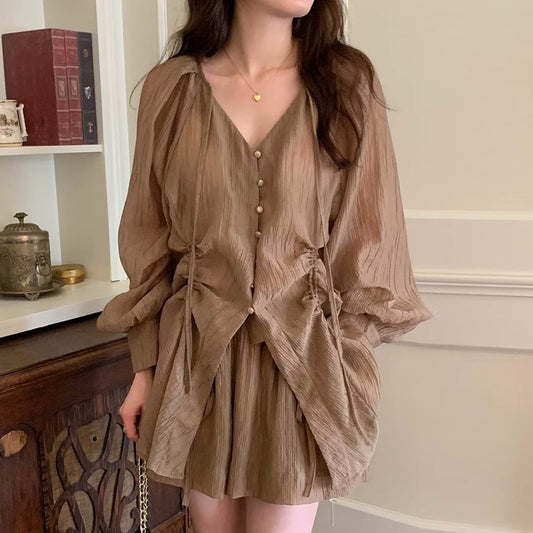 Retro Temperament V-neck Lace-up Pleated Long-sleeved Shirt And Shorts Set