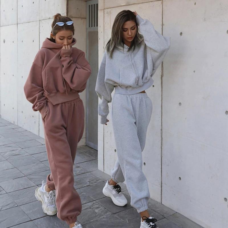 Trendy Women's Hoodies for Autumn & Winter 