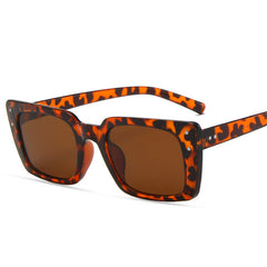 Mi Nail Small Frame Sunglasses – Bold Fashion in Minimalist