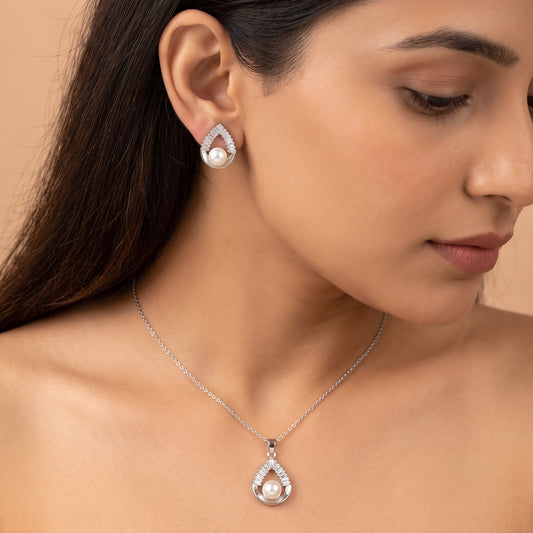 White pearl baguette teardrop necklace and earrings set