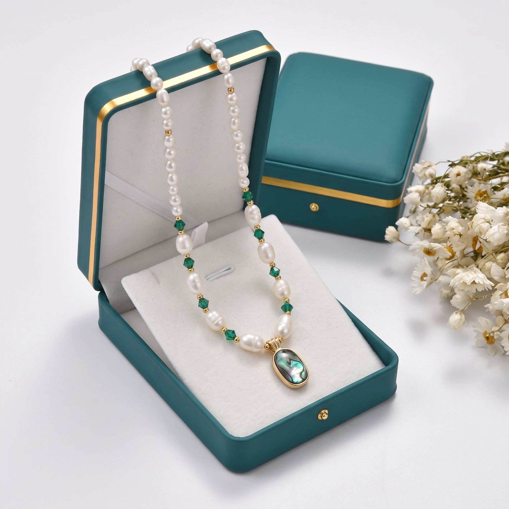 Freshwater pearl necklace with abalone shell pendant