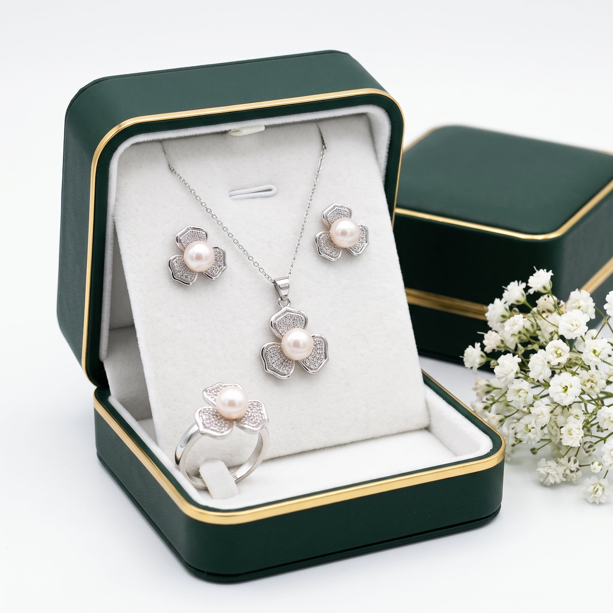 Peach pearl trillium clover necklace, earrings and ring set