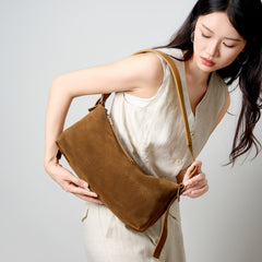 Women's high-end leather crossbody bag - view 7